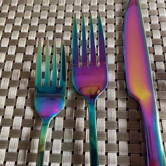 20-Piece Rainbow Flatware Set, Service for 4 - Picture 3 of 12